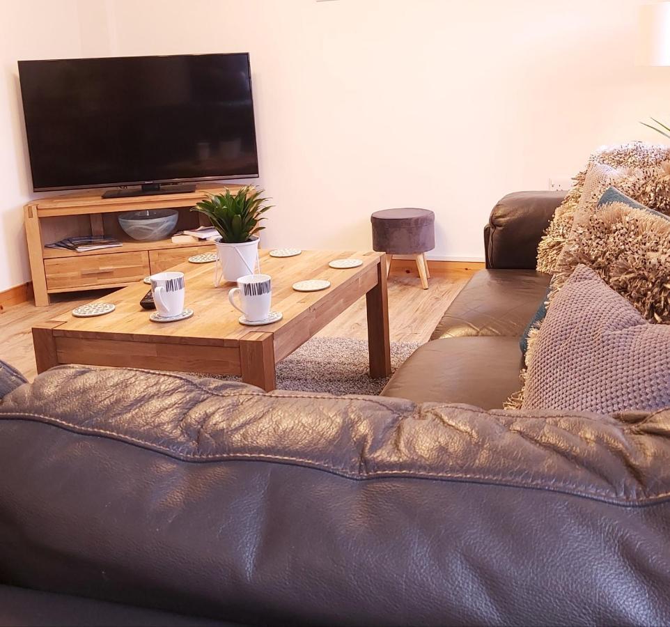 Inverness City Centre Apartment With Elevator And Google Chromecast Exterior photo