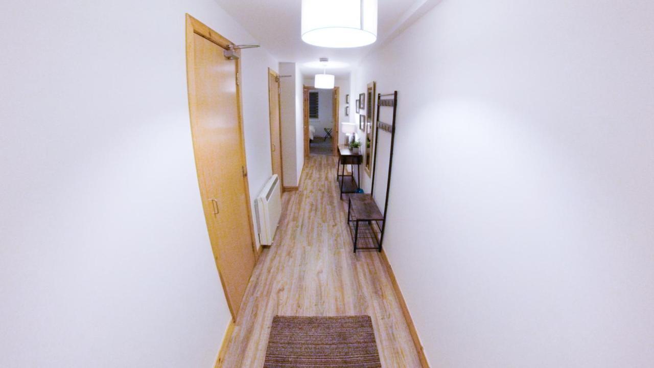Inverness City Centre Apartment With Elevator And Google Chromecast Exterior photo